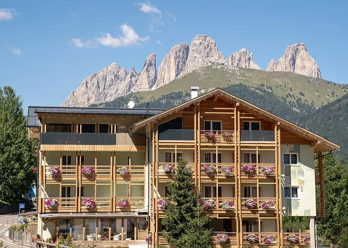 Albergo Garni Edy  Canazei